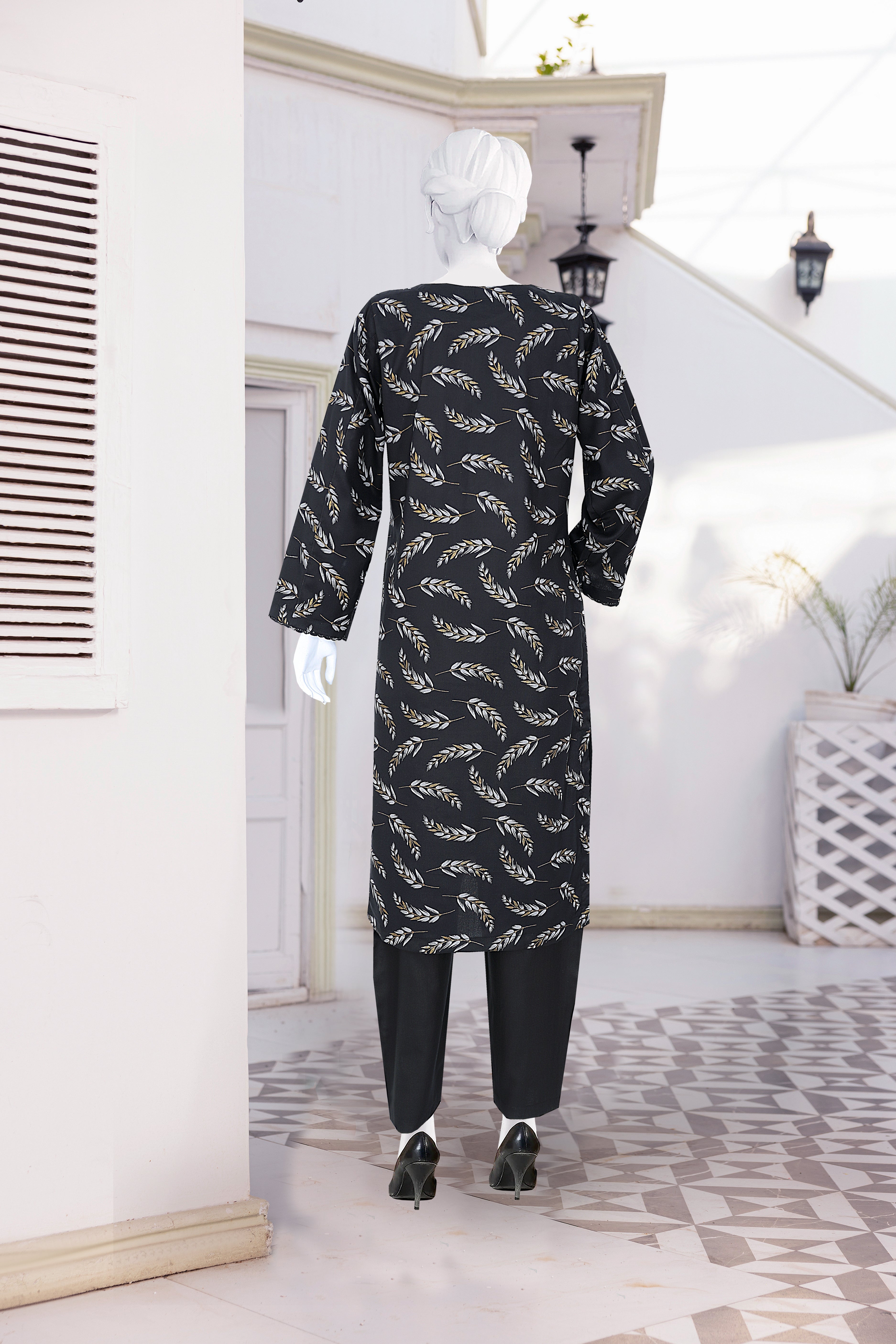 AlKaram Dhanak 2 Piece Beautiful Leaf Pattern With Plain Trouser