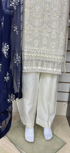 Breeze Exclusive Embriodery Shirt with Raw Silk Trouser and Embriodery Contrast Dupatta