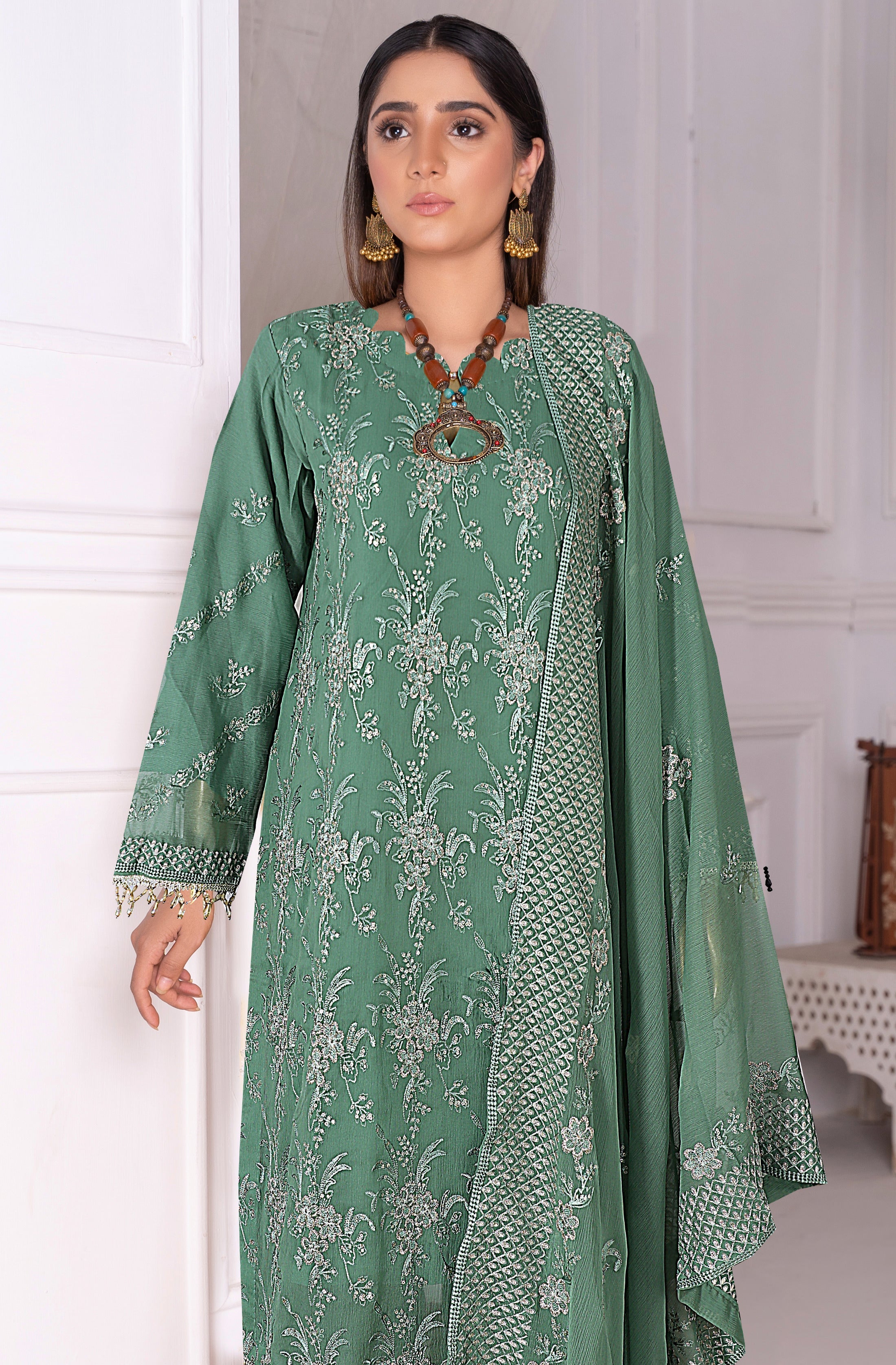 Breeze Exclusive Embriodery Shirt with Raw Silk Trouser and Embriodery Dupatta