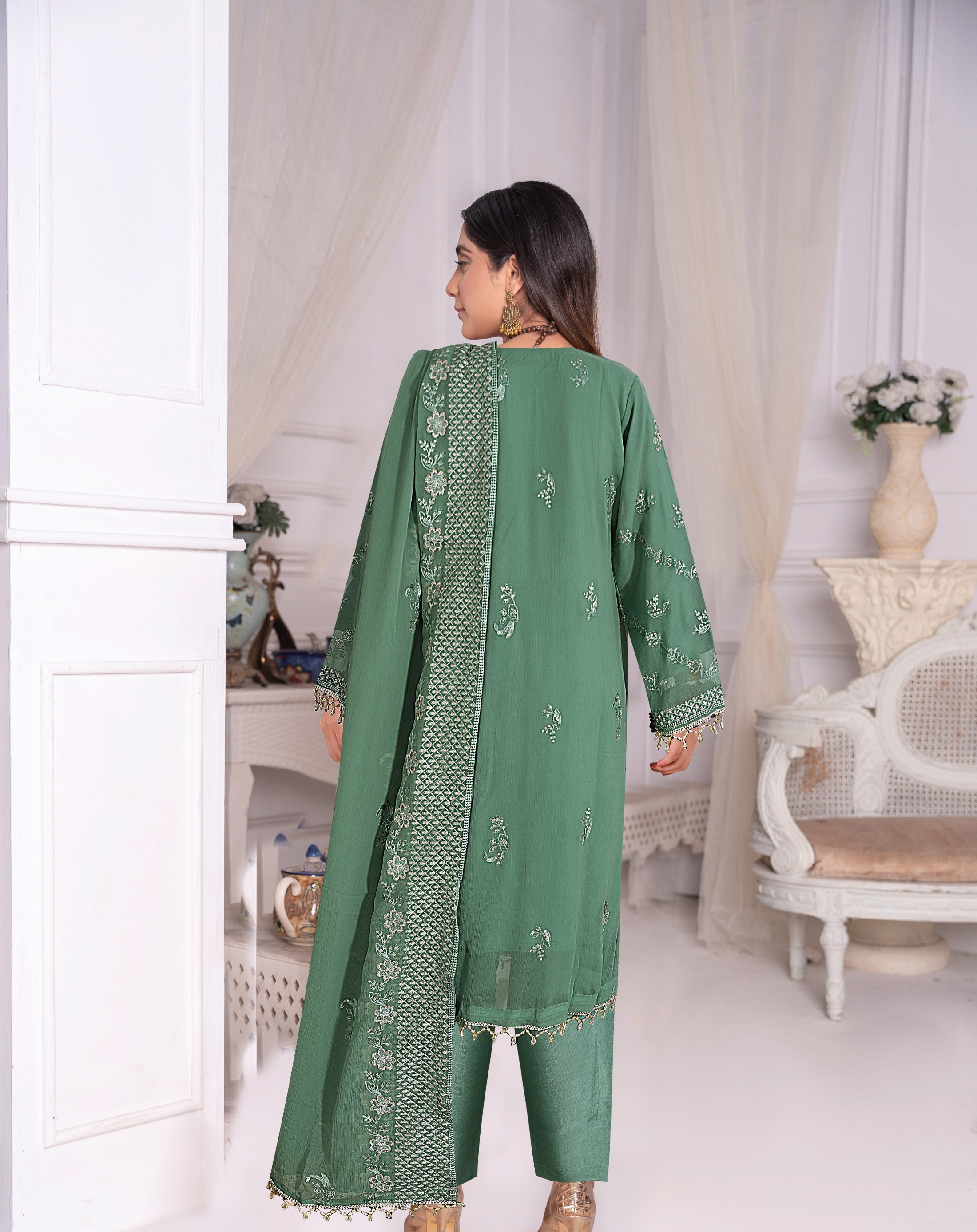 Breeze Exclusive Embriodery Shirt with Raw Silk Trouser and Embriodery Dupatta