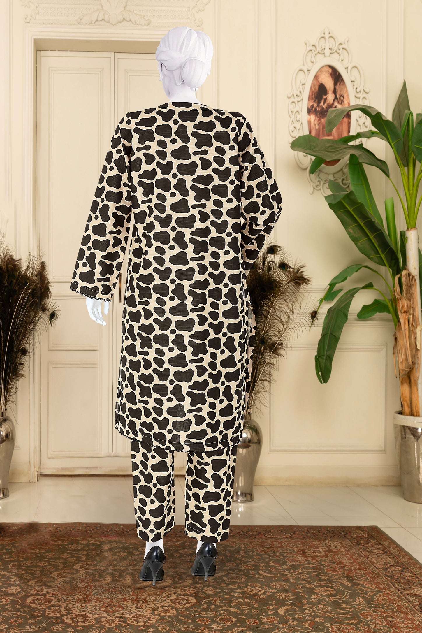 Khaddar 2 Piece Printed All Over Matching Separate