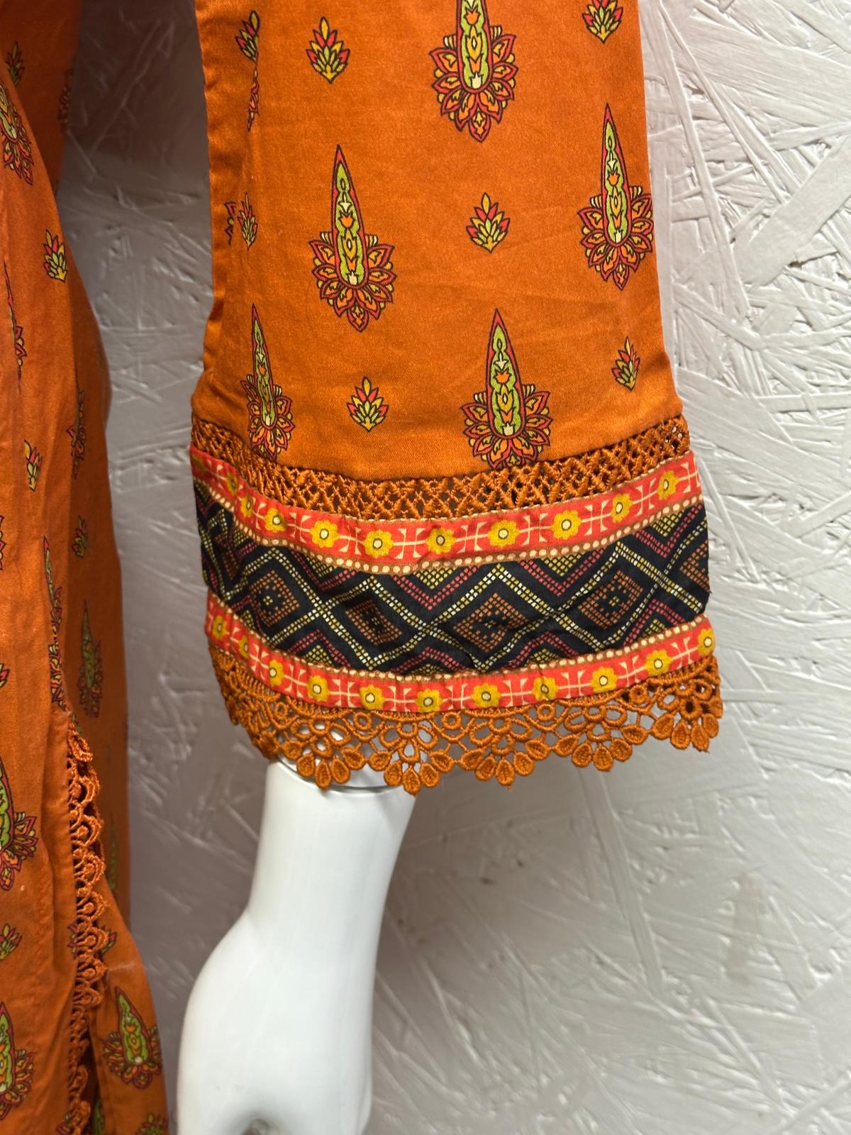 Luxury Lawn 3 Piece with Matching Trouser and Banarsi Dupatta