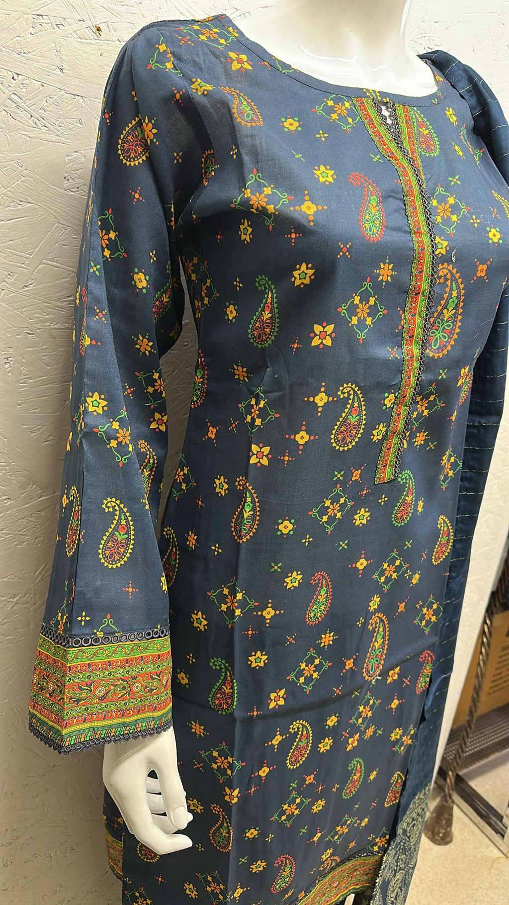 Luxury Lawn 3 Piece with Matching Trouser and Banarsi Dupatta